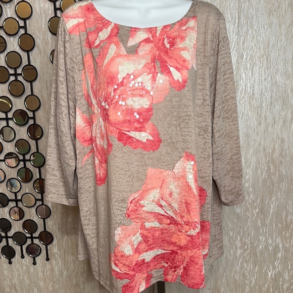 INC International Concepts Tops - INC International Concepts Beige and Coral Floral Tunic